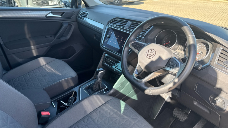 Volkswagen Tiguan 1.5 TSI 150 Life 5dr DSG Petrol Estate